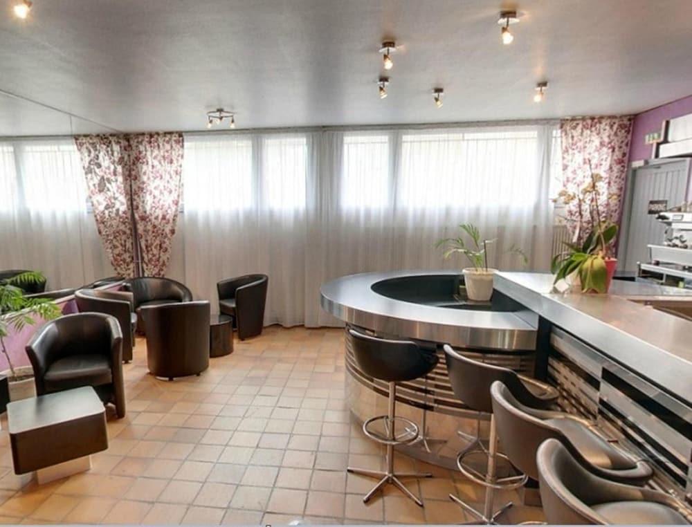 Brit Hotel Cahors - Le France エクステリア 写真
