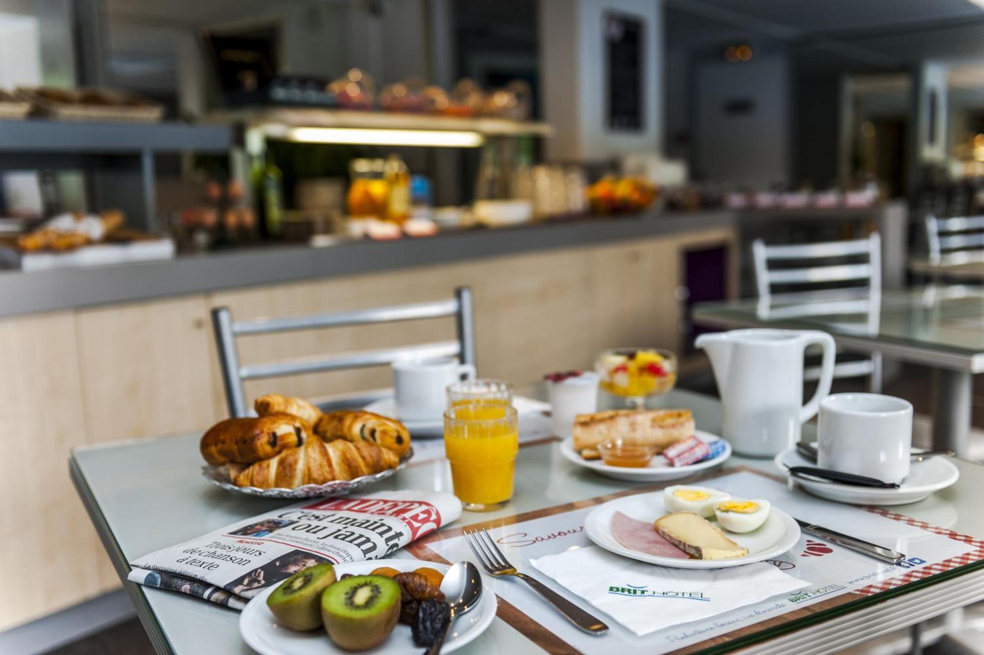 Brit Hotel Cahors - Le France エクステリア 写真